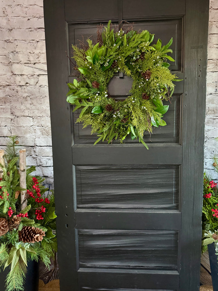 22” Evergreen Wreath