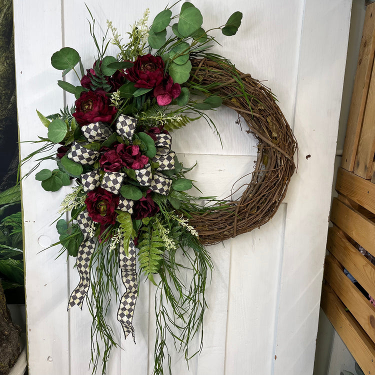 Checkered bow wreath