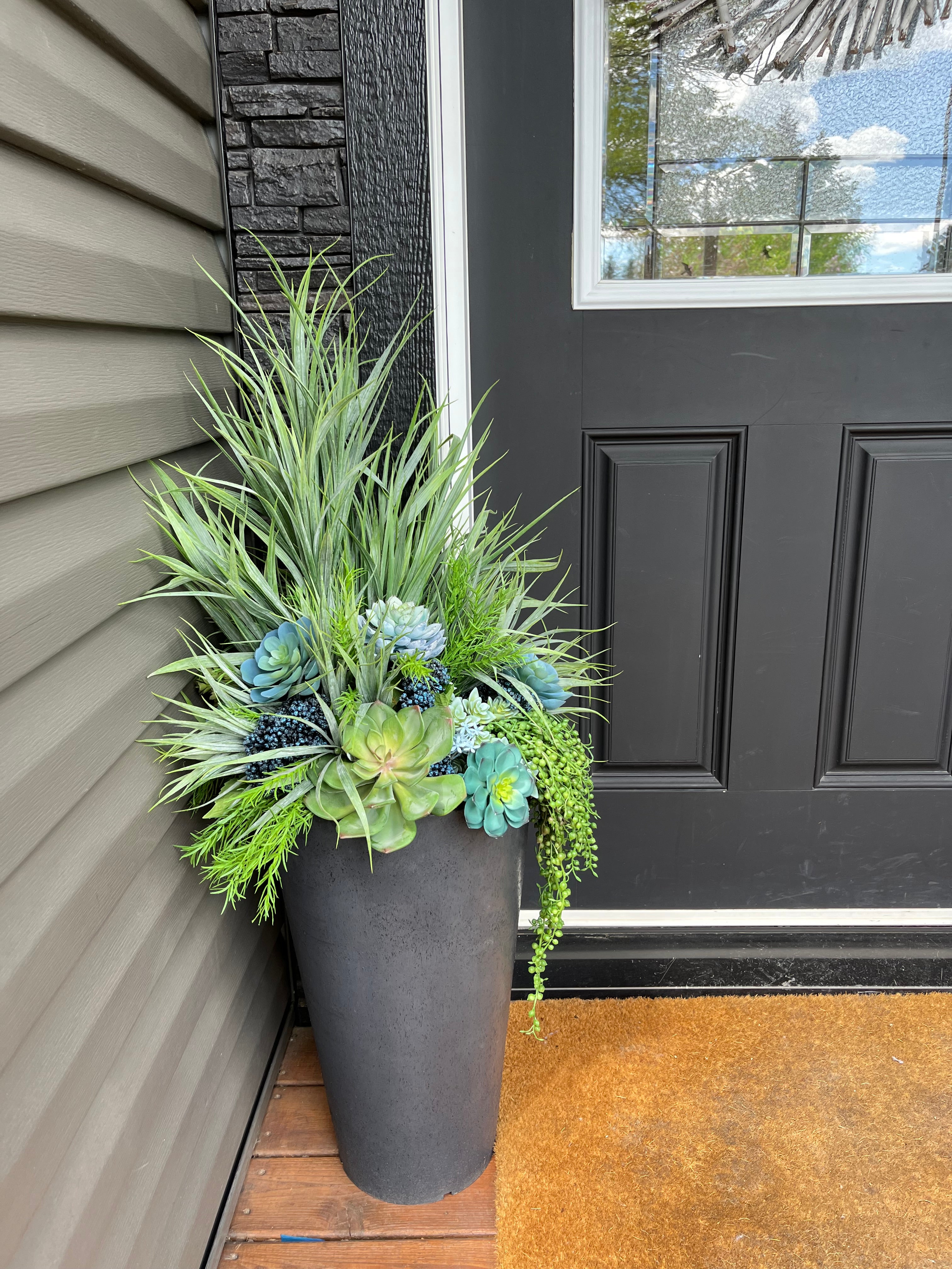 Blue and green planter insert