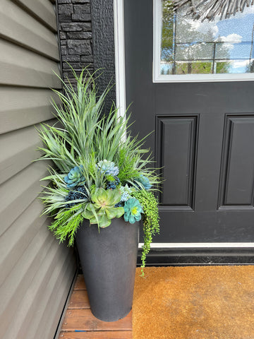 Blue and green planter insert