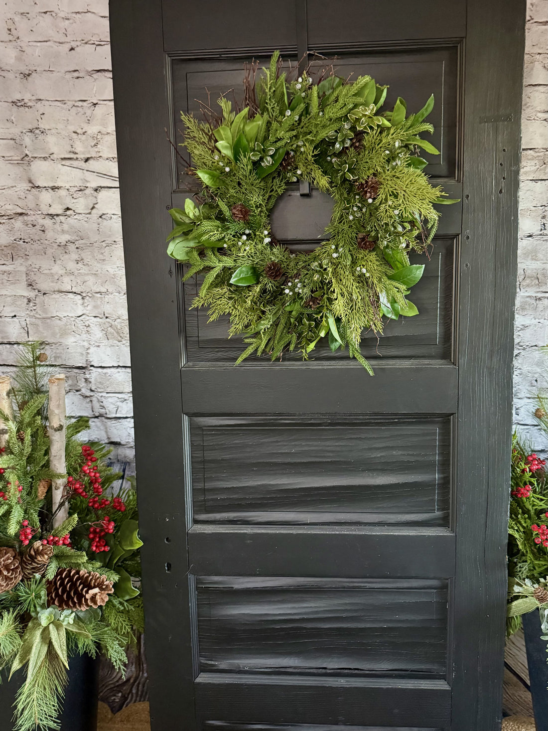 22” Evergreen Wreath