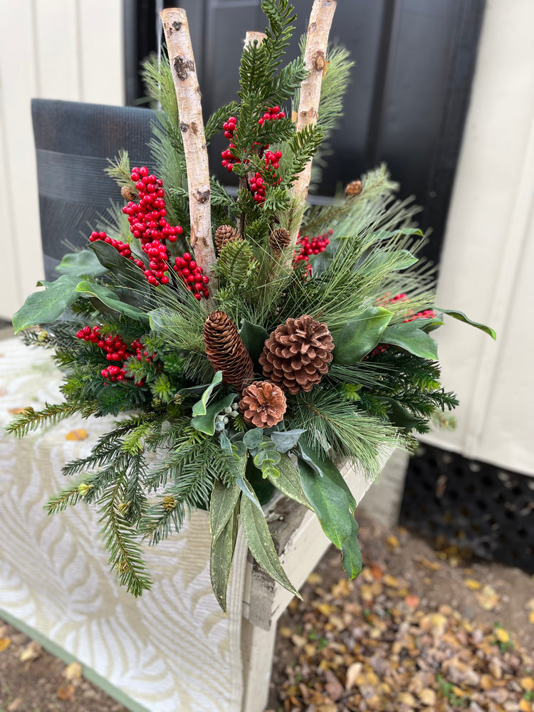 Winterberry urn filler