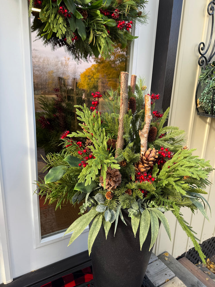 Winterberry urn filler