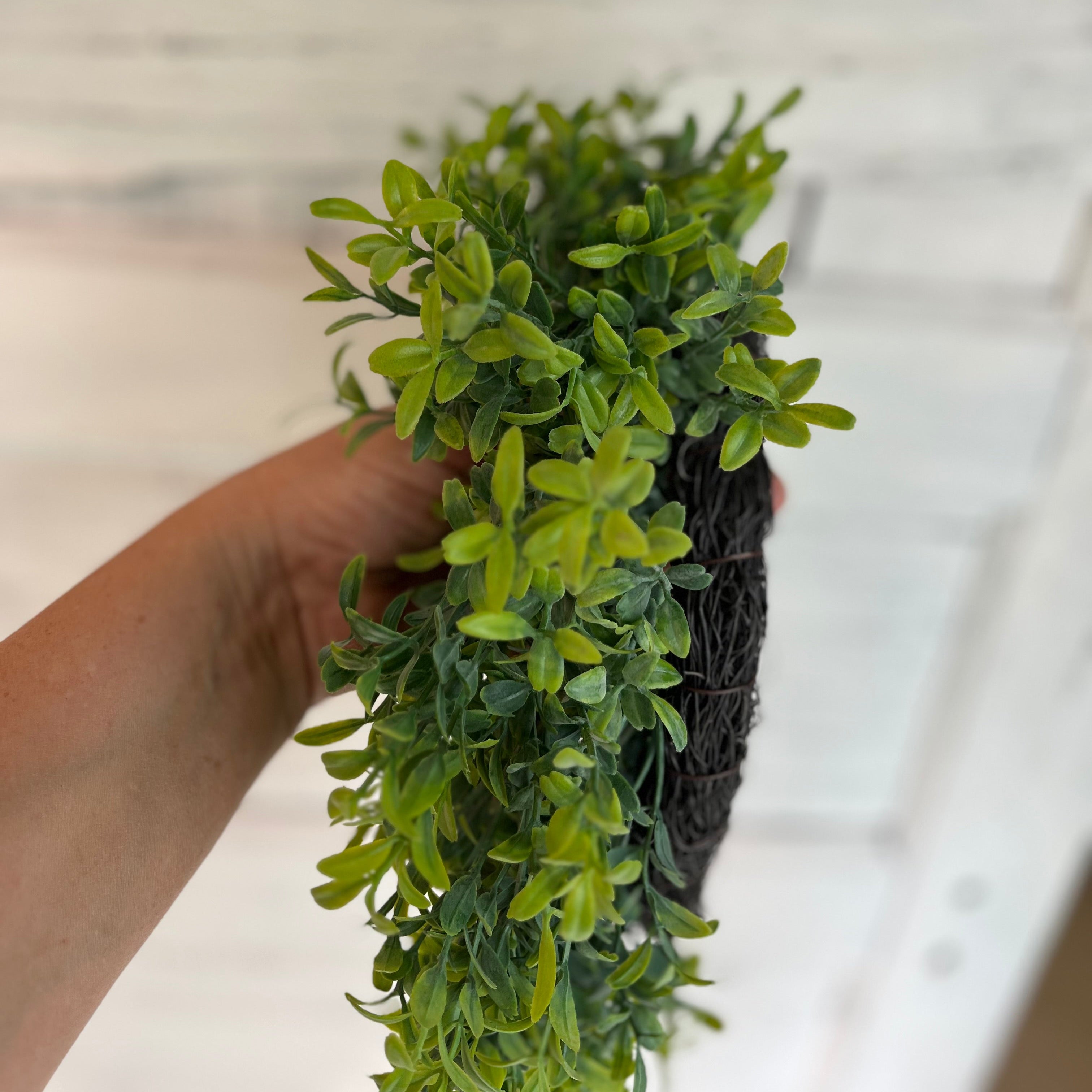 20” Greenery Wreath