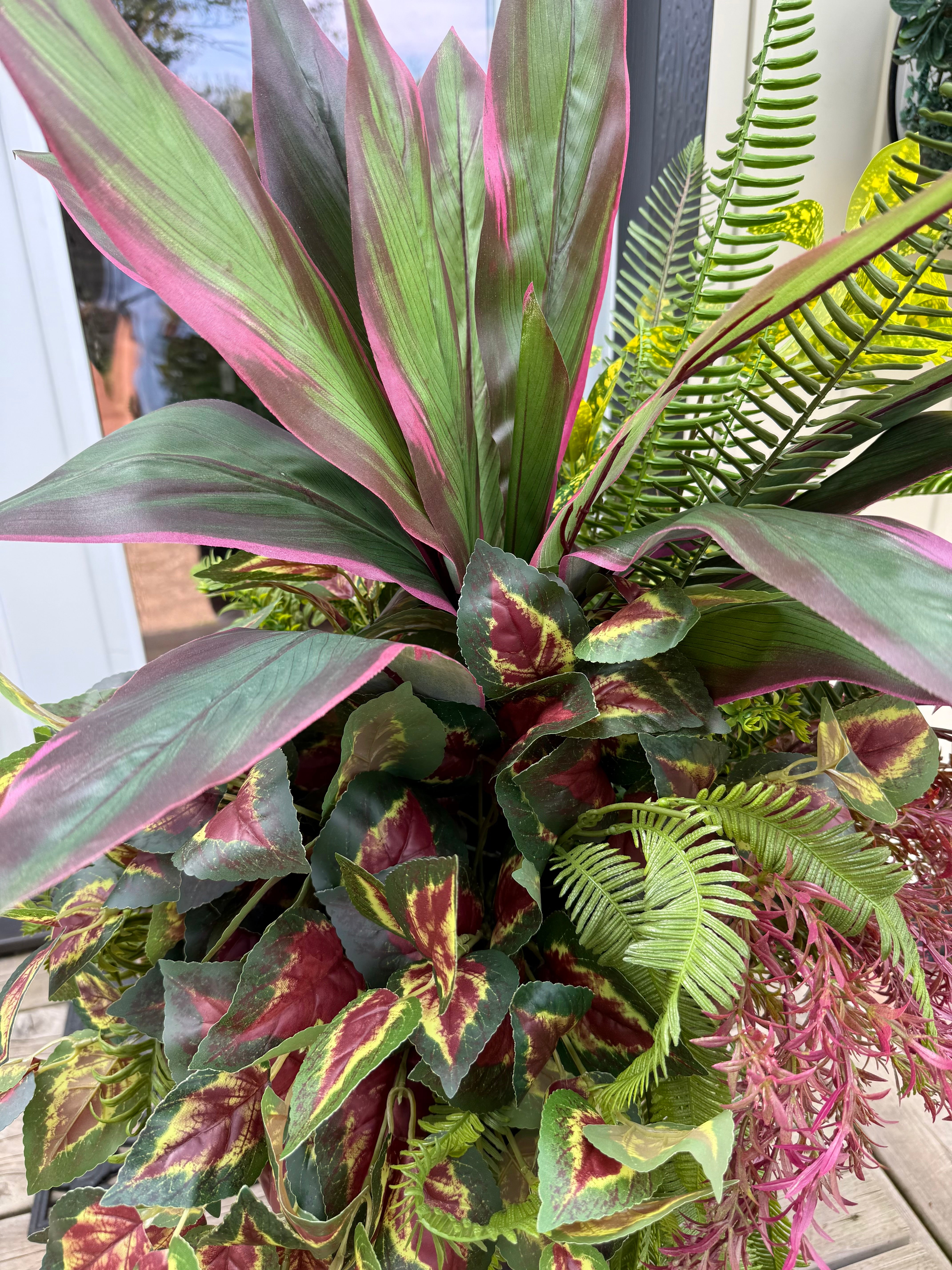 Artificial Mixed Planter