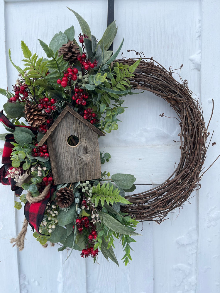 Christmas birdhouse wreath