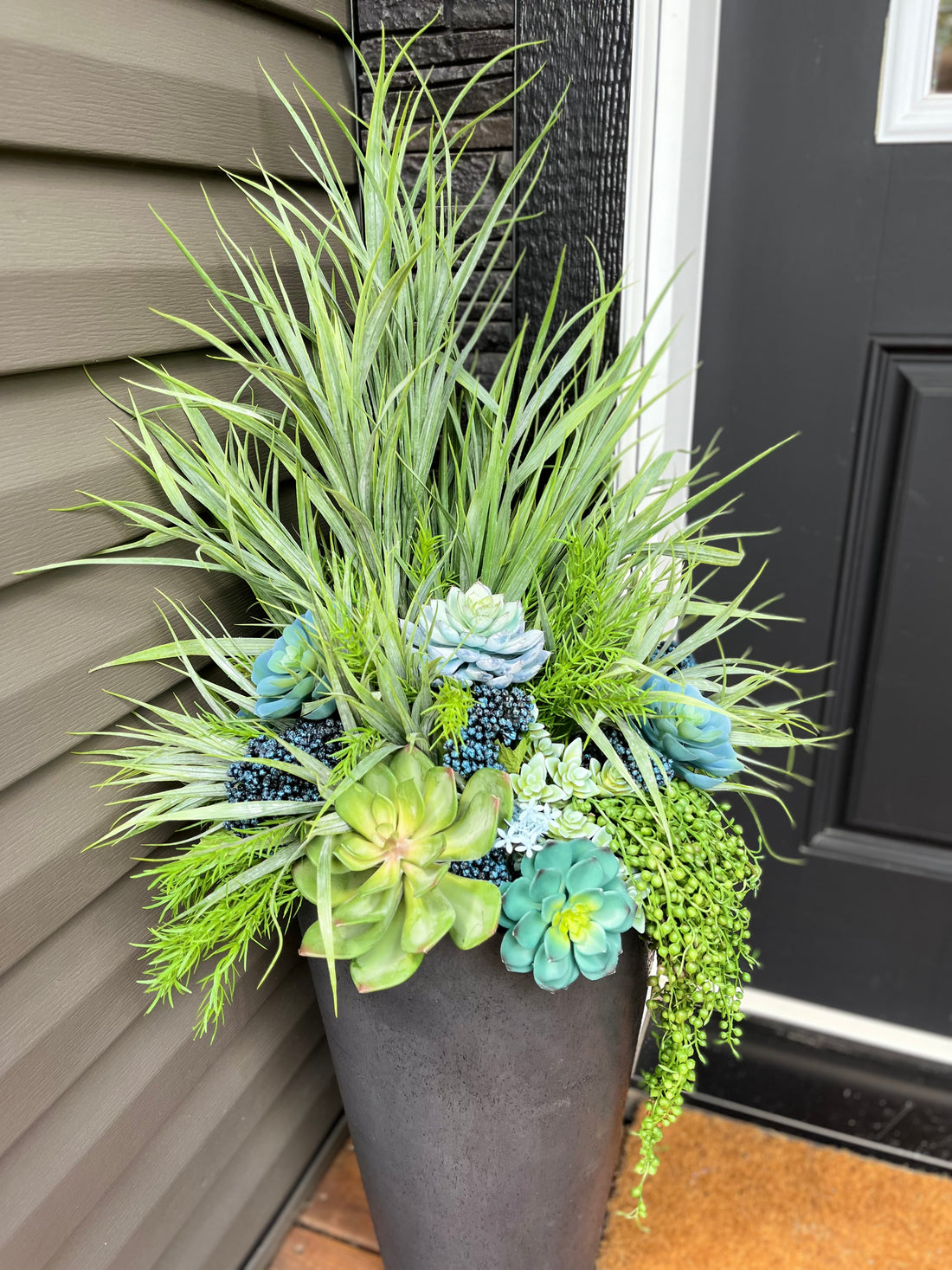 Blue and green planter insert