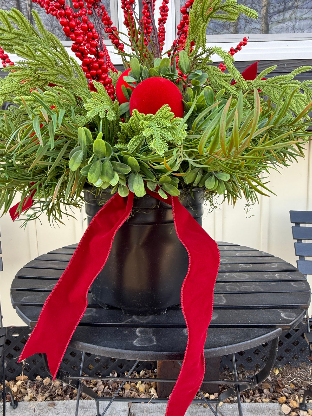 Red Berry Planter Insert